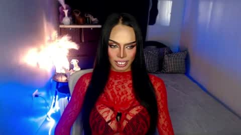 Mistress MikeyAlawi online show from June 3, 5:27 pm