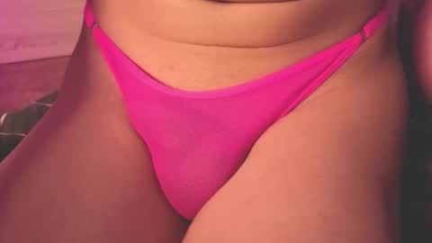 Snapshot of milaslovv chatting on September 15, 6:13 pm Mila online show from September 15, 6:13 pm