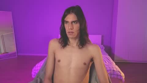 Snapshot of milaslovv chatting on September 21, 12:44 pm Mila online show from September 21, 12:44 pm