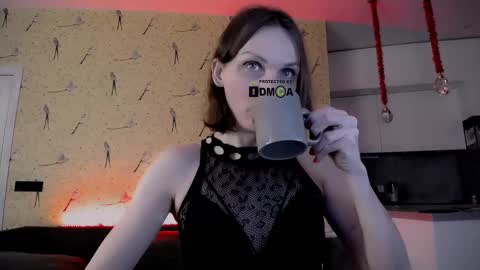 Snapshot of milena_hardy chatting on February 22, 5:12 am Milena Hardy online show from February 22, 5:12 am