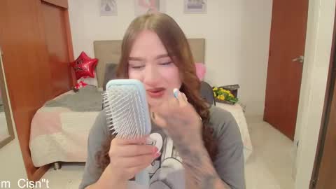 Snapshot of miley_baker chatting on January 24, 1:03 pm Miley online show from January 24, 1:03 pm