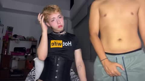 milixxht online show from March 4, 2:07 am