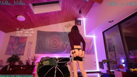 milla_milla online show from January 10, 9:34 am
