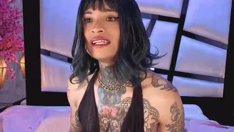     online show from March 6, 3:06 pm