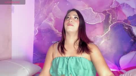 Snapshot of mishelbubble01 chatting on January 24, 3:13 pm mishelbubble01 online show from January 24, 3:13 pm