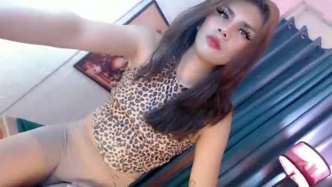 miss_bella69 online show from October 10, 1:34 pm