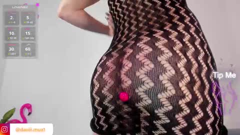 Kendall online show from September 13, 3:51 pm