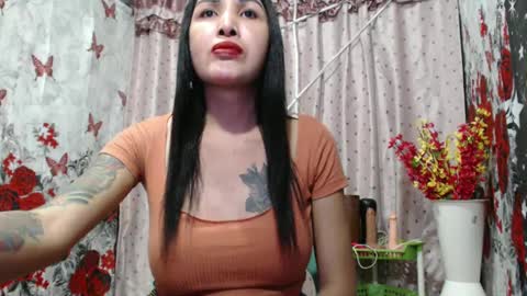 Snapshot of miss_lianslim chatting on March 12, 8:41 am inday online show from March 12, 8:41 am