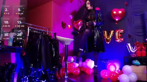 Snapshot of miss_nicolesds chatting on February 18, 1:55 pm Miss Nicole online show from February 18, 1:55 pm