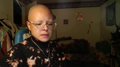 Snapshot of missanarky chatting on October 11, 4:15 am Anarkitten online show from October 11, 4:15 am
