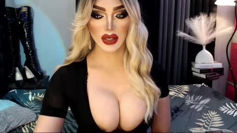 PRIESTESS CHANNEL online show from March 4, 8:59 pm