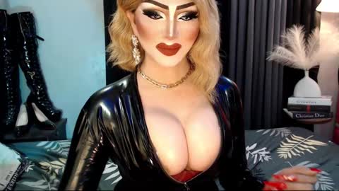 PRIESTESS CHANNEL online show from September 17, 9:42 pm