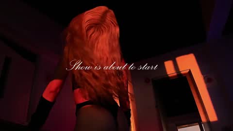 Snapshot of misschloe__ chatting on February 7, 11:34 pm Chloe freelance model Please your thumbs up are important online show from February 7, 11:34 pm