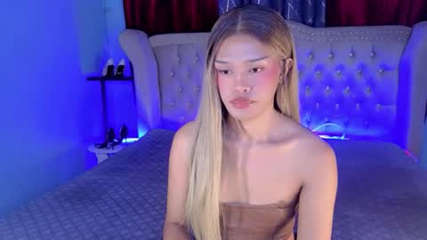 im your queen steffie online show from February 13, 4:25 pm