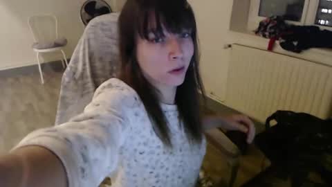 Snapshot of missthon chatting on January 3, 12:33 am missthon online show from January 3, 12:33 am