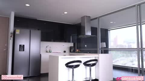 Snapshot of missvalery_1 chatting on September 16, 8:57 pm OF online show from September 16, 8:57 pm
