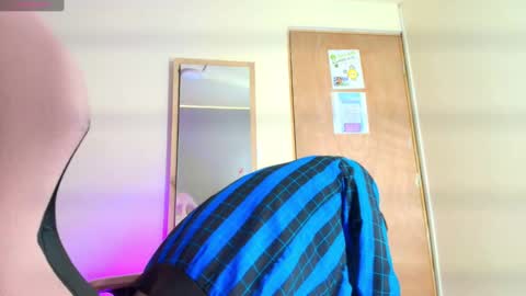 Snapshot of mitsuri_kamado chatting on September 28, 4:50 pm Kevin online show from September 28, 4:50 pm