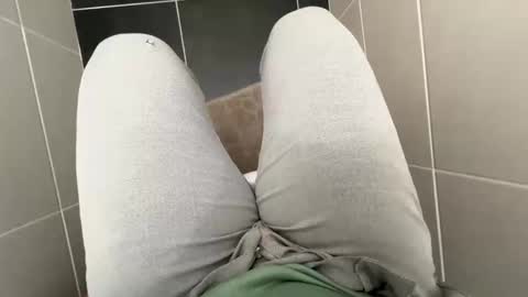 mmaestro42 online show from February 8, 3:34 am