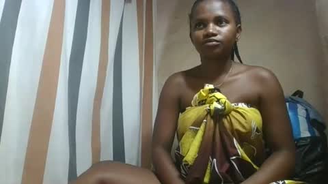 mmmmfelicinee online show from March 21, 12:21 pm