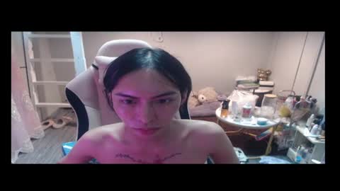 ELYSE A SIMPLE GIRL online show from February 17, 12:46 pm