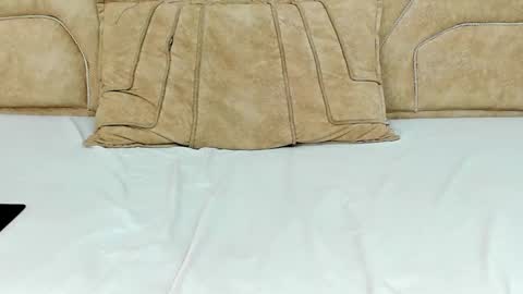 Linda Darling online show from January 22, 2:46 pm