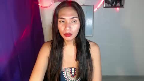 mouiline_rouge69 online show from February 19, 8:33 am