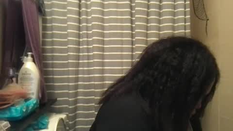 Snapshot of msjonemillion chatting on January 21, 2:00 am Chocolate Candy Stick online show from January 21, 2:00 am