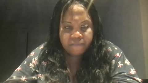 Snapshot of msjonemillion chatting on October 4, 6:03 am Chocolate Candy Stick online show from October 4, 6:03 am