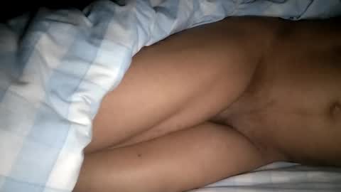 Snapshot of mulato44 chatting on January 11, 7:39 am Laly online show from January 11, 7:39 am