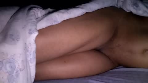 Snapshot of mulato44 chatting on March 6, 5:21 am Laly online show from March 6, 5:21 am