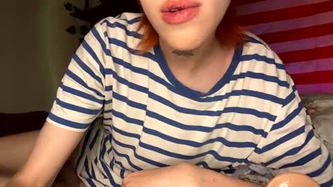Snapshot of mun_poli chatting on September 11, 11:35 pm Polik online show from September 11, 11:35 pm