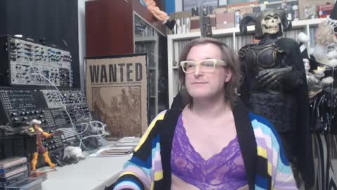 Muziknerd online show from January 18, 7:59 am