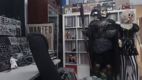 Muziknerd online show from November 15, 7:50 am