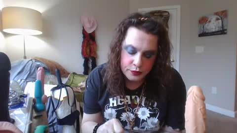 Snapshot of mxsissycharlotte chatting on December 4, 5:49 pm Mx Charlotte online show from December 4, 5:49 pm