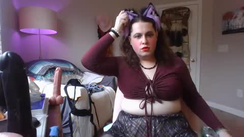 Snapshot of mxsissycharlotte chatting on December 20, 5:08 pm Mx Charlotte online show from December 20, 5:08 pm