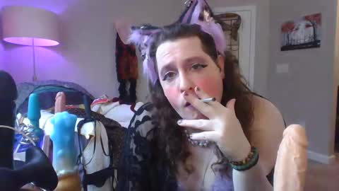 Snapshot of mxsissycharlotte chatting on February 3, 4:52 pm Mx Charlotte online show from February 3, 4:52 pm