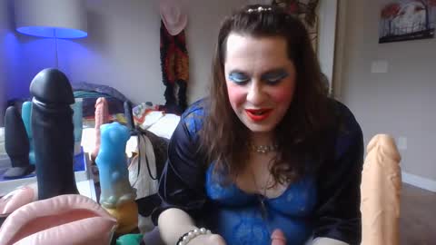 Snapshot of mxsissycharlotte chatting on February 4, 5:12 pm Mx Charlotte online show from February 4, 5:12 pm