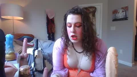 Snapshot of mxsissycharlotte chatting on February 12, 6:19 pm Mx Charlotte online show from February 12, 6:19 pm