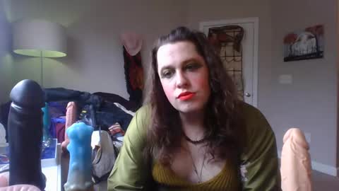 Snapshot of mxsissycharlotte chatting on February 27, 6:09 pm Mx Charlotte online show from February 27, 6:09 pm