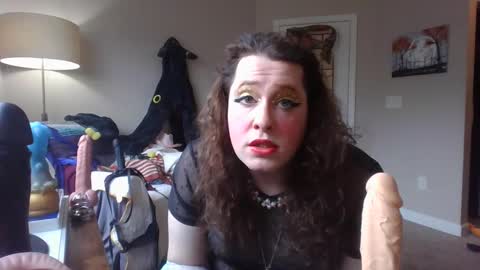 Snapshot of mxsissycharlotte chatting on March 3, 3:57 pm Mx Charlotte online show from March 3, 3:57 pm