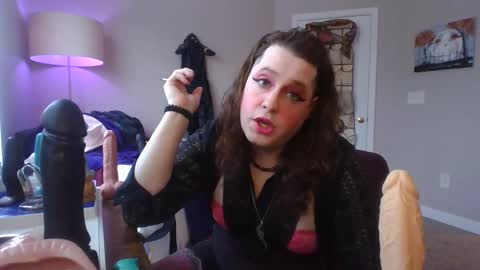 Snapshot of mxsissycharlotte chatting on March 6, 4:35 pm Mx Charlotte online show from March 6, 4:35 pm