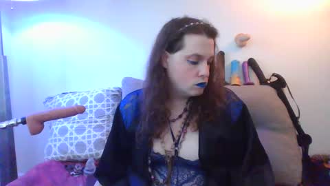 Snapshot of mxsissycharlotte chatting on September 10, 8:08 pm Mx Charlotte online show from September 10, 8:08 pm