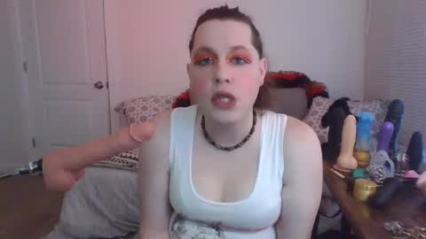 Snapshot of mxsissycharlotte chatting on September 30, 3:23 pm Mx Charlotte online show from September 30, 3:23 pm