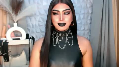 Snapshot of mysterious_diva chatting on September 16, 2:54 pm SUPPORT GODDESS TRISHA AND DONT FORGET TO FOLLOW ME online show from September 16, 2:54 pm