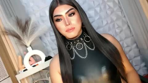 Snapshot of mysterious_diva chatting on September 29, 6:24 am SUPPORT GODDESS TRISHA AND DONT FORGET TO FOLLOW ME online show from September 29, 6:24 am