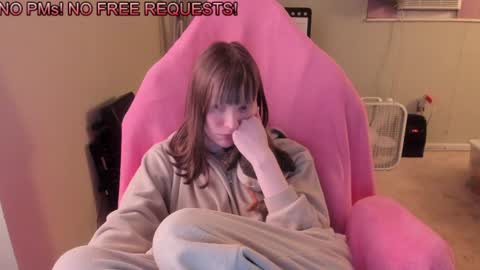 Natalie Marlo online show from January 14, 8:31 am