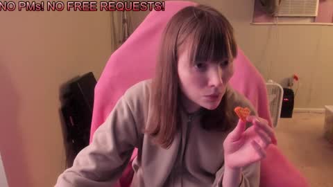 Natalie Marlo online show from February 19, 7:06 am