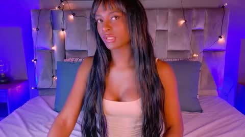  VICTORIA  online show from October 18, 7:50 pm