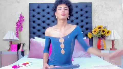 Snapshot of nahomiwhitel_ chatting on September 13, 6:47 pm Nahomi online show from September 13, 6:47 pm