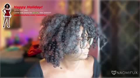 Snapshot of naomifux chatting on December 21, 1:32 pm Naomi online show from December 21, 1:32 pm